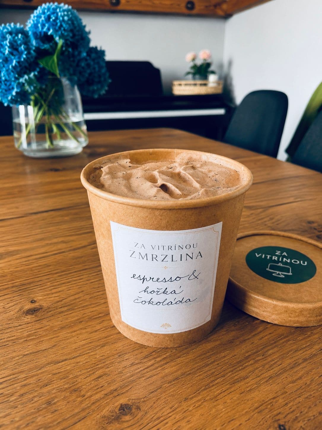 Zmrzlina espresso & hořká čokoláda