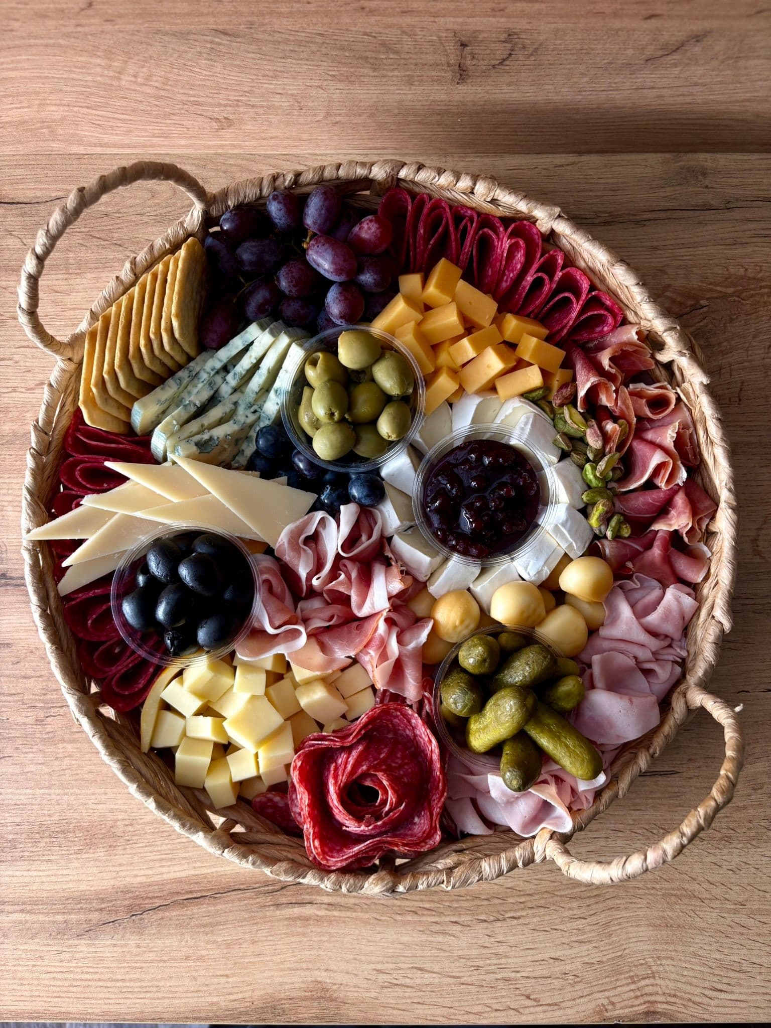 Charcuterie košík
