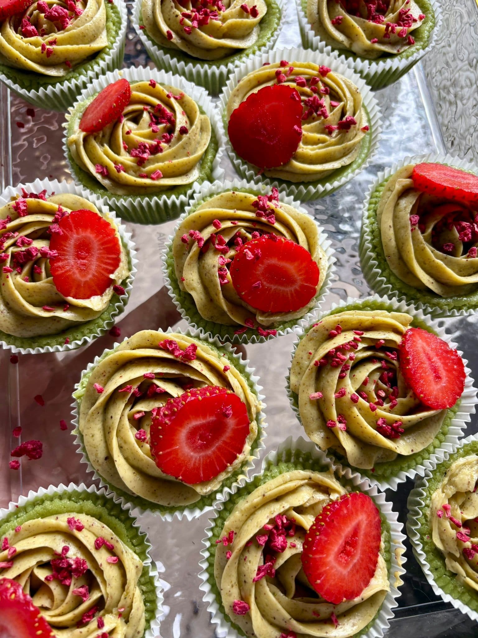 Mini pistáciový cheesecake